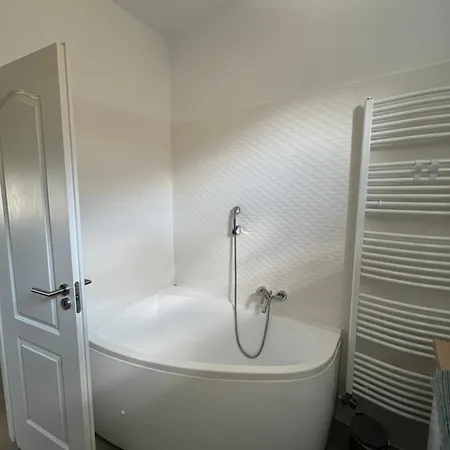 Adelina Ferienhaus Nyirad