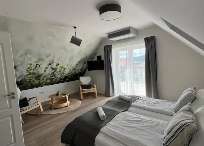 Adelina 度假居 Nyirad